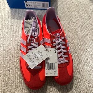 NIB Adidas SL72 red with lilac striped women’s 5.5